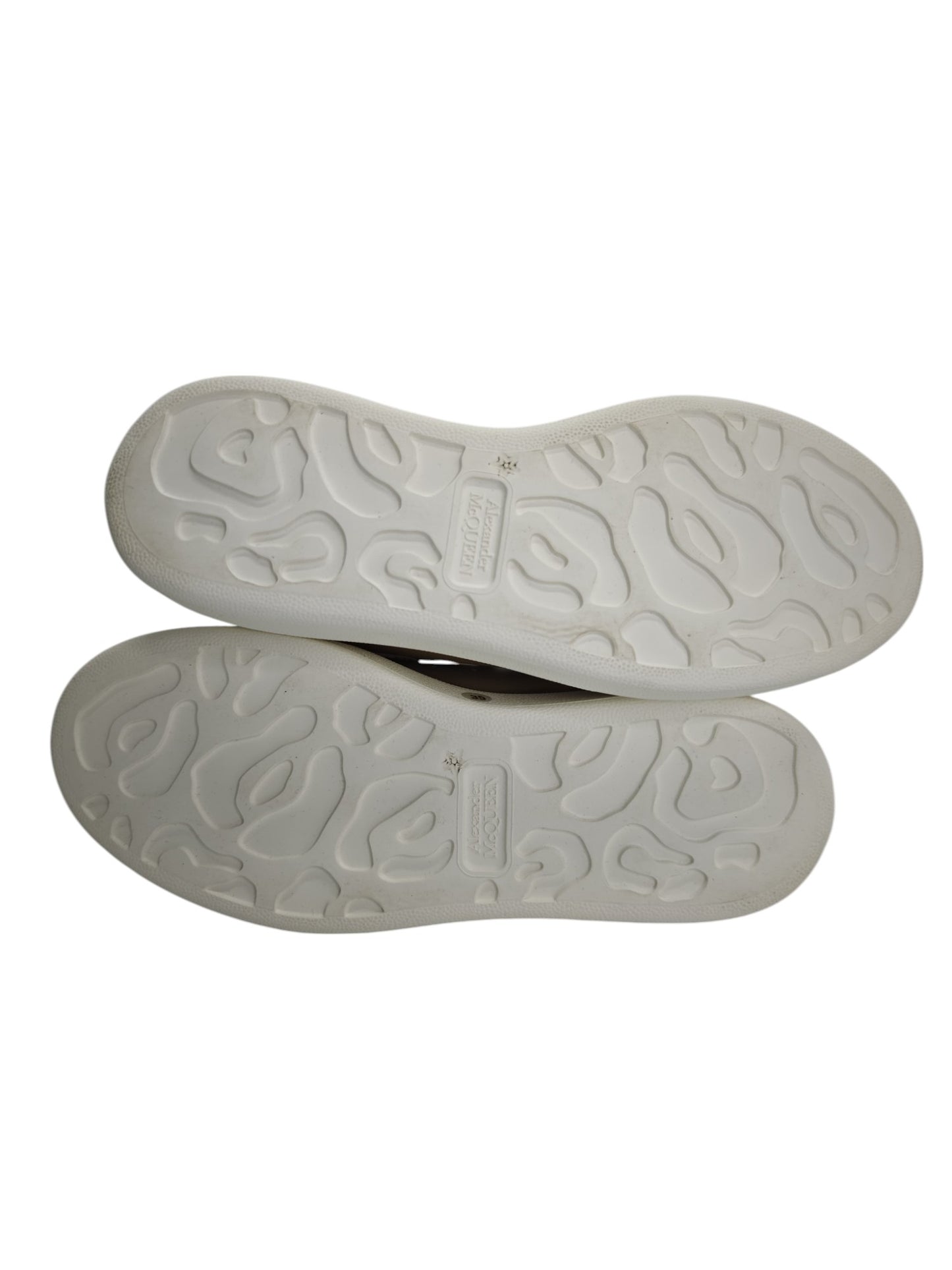 Alexander McQueen Larry