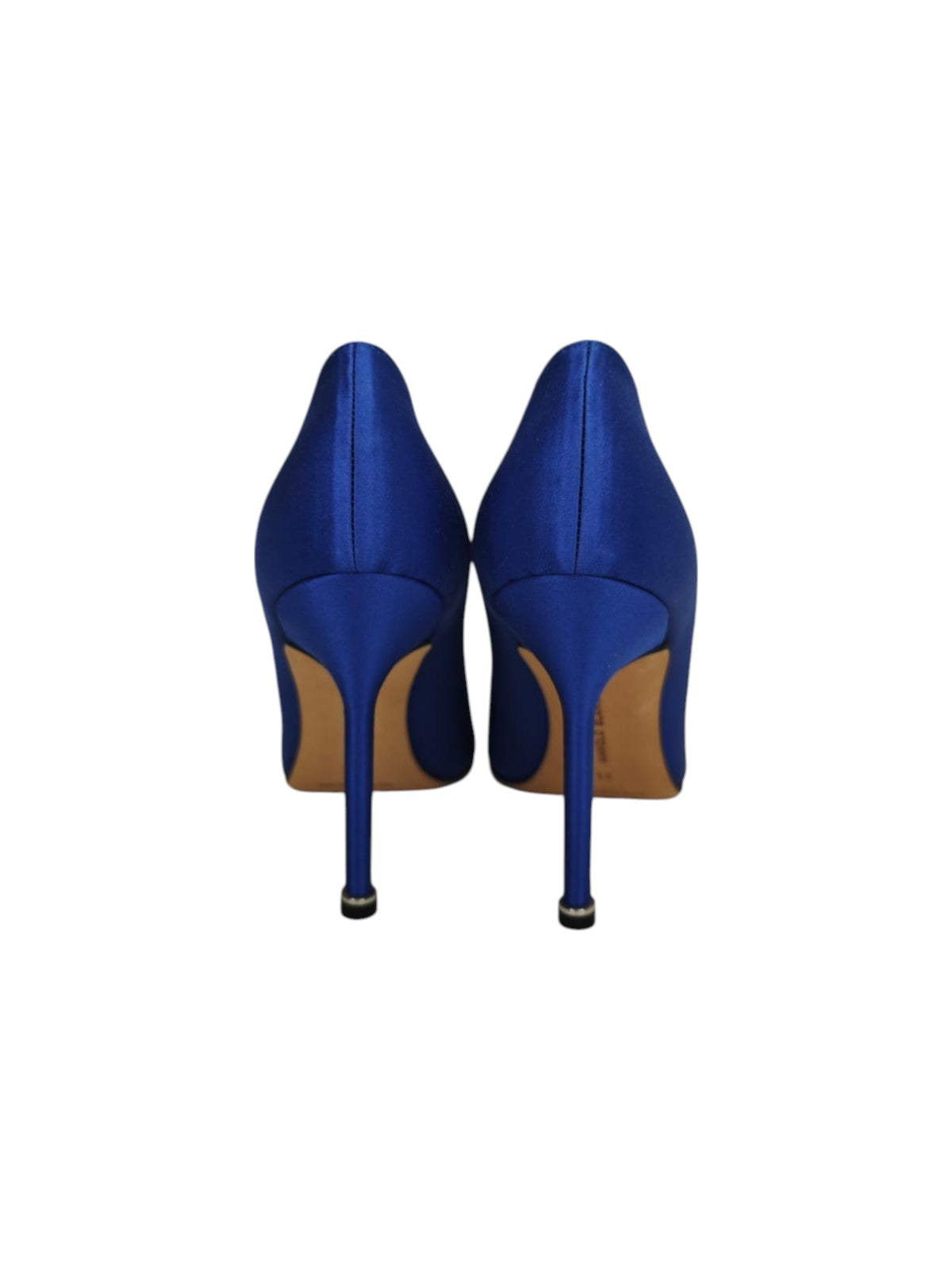 Manolo Blahnik Hangisi