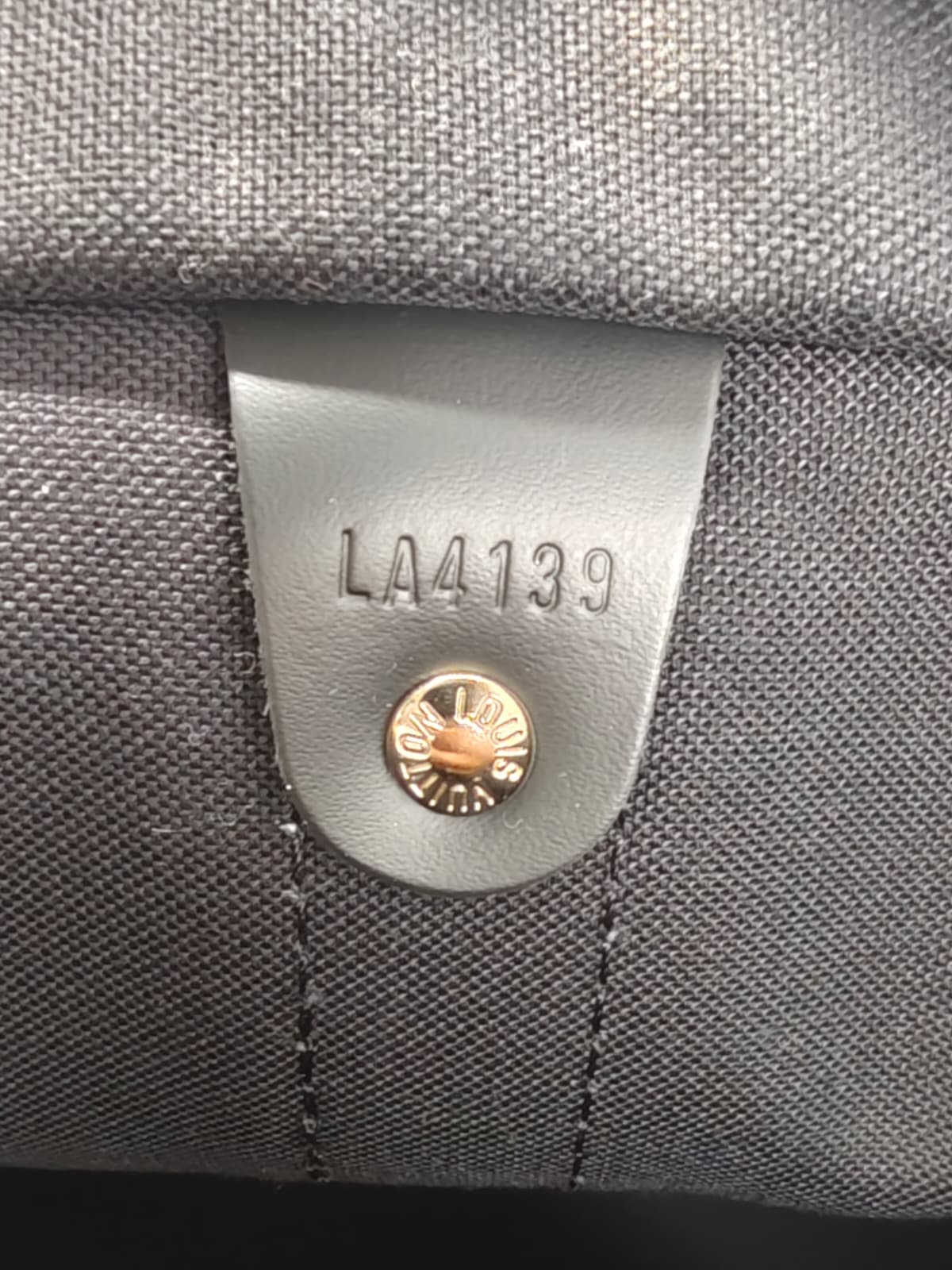Louis Vuitton Keepall Bandoulier 45