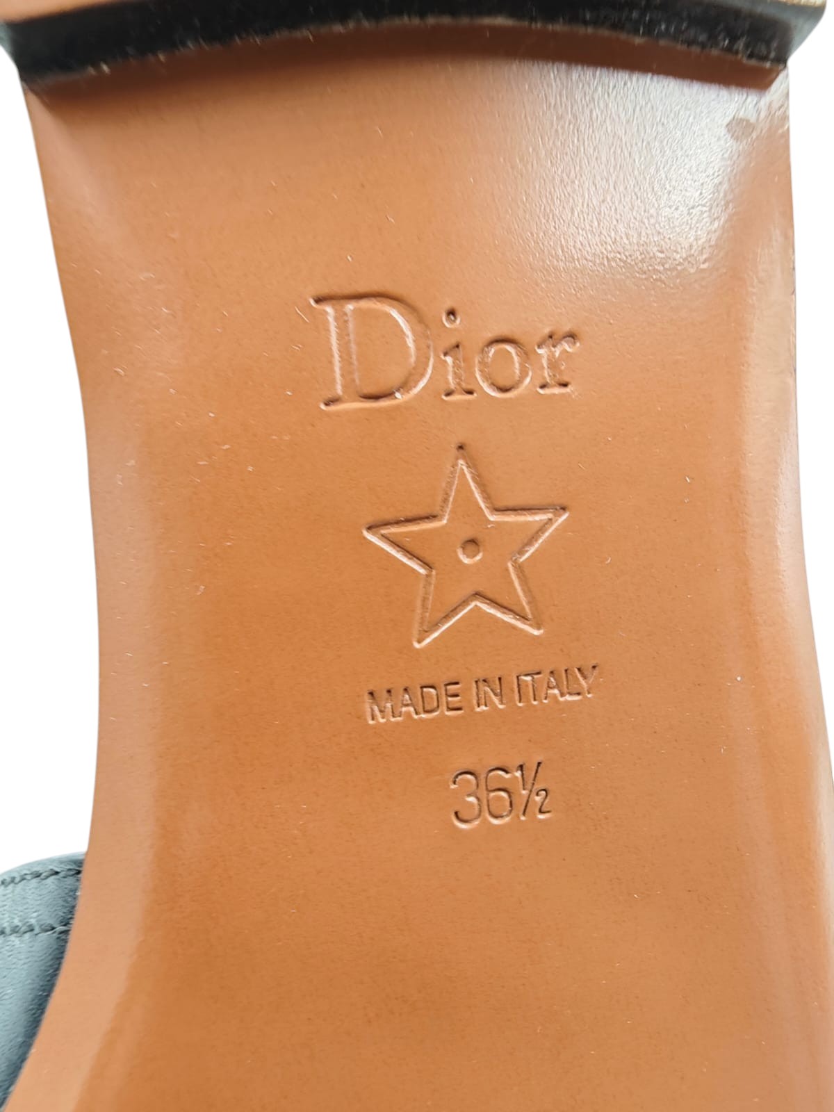 Dior Sandalo Montaigne