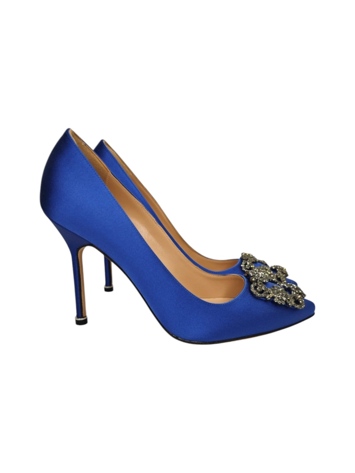 Manolo Blahnik Hangisi