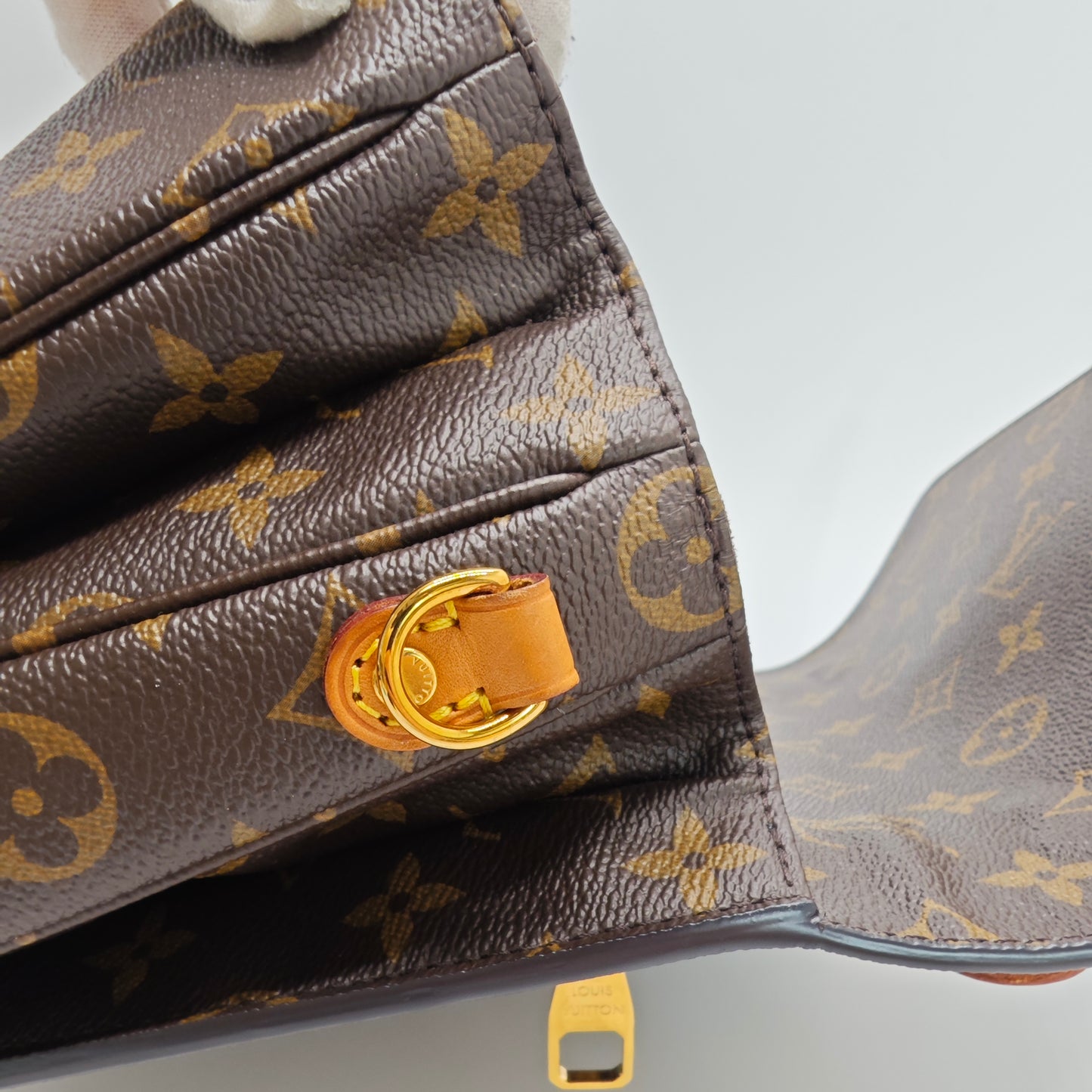 Louis Vuitton Metis