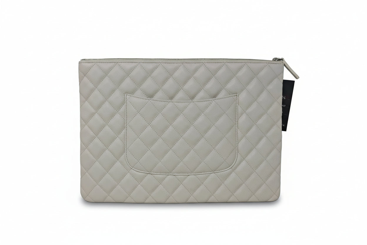 Chanel Maxi Pochette