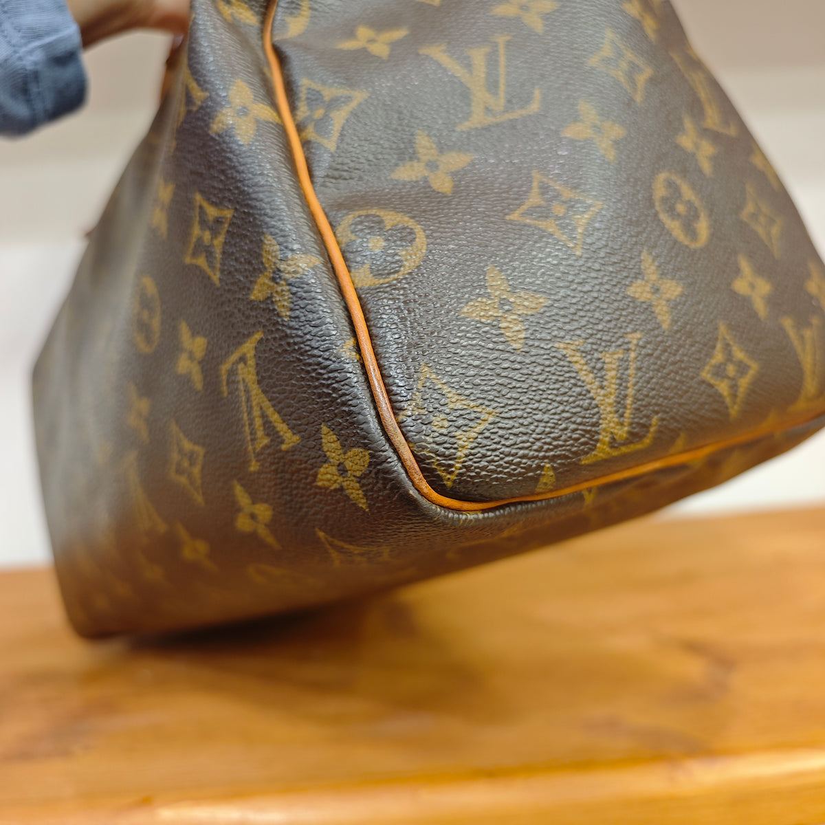 Louis Vuitton Speedy 30
