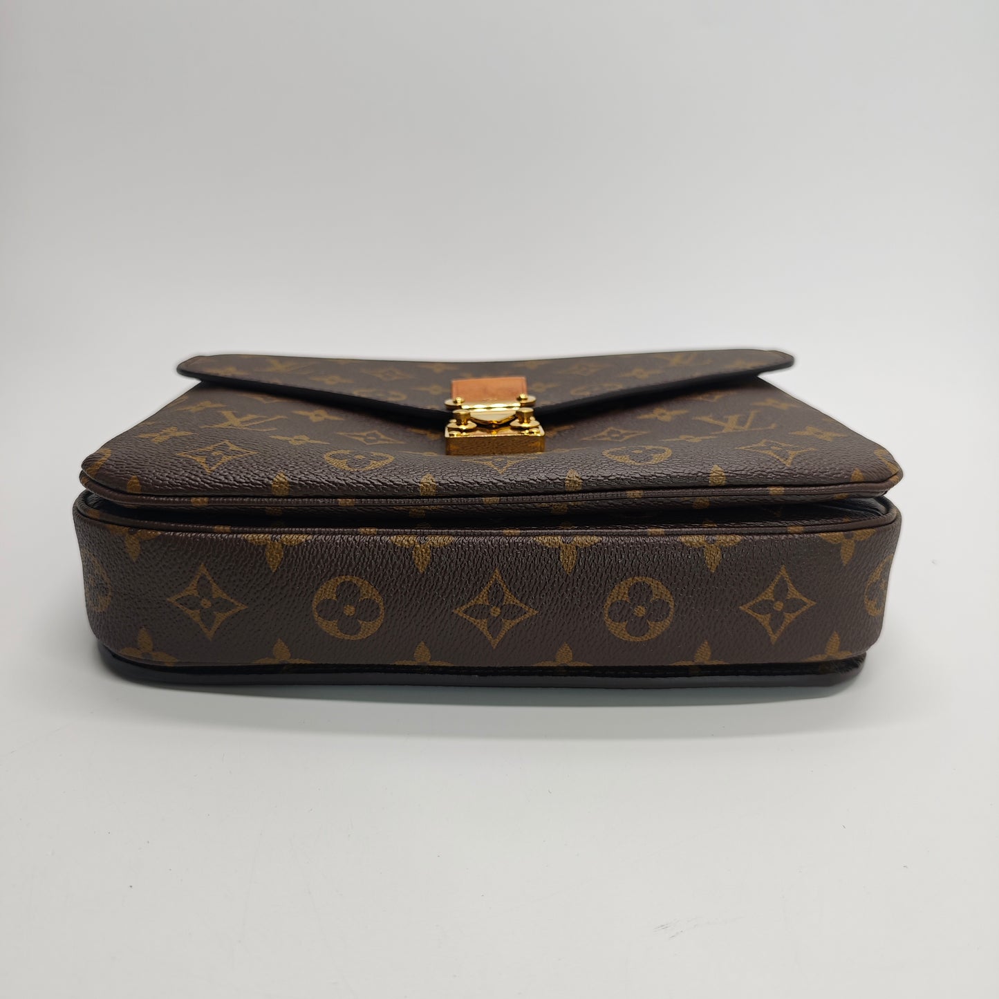 Louis Vuitton Metis