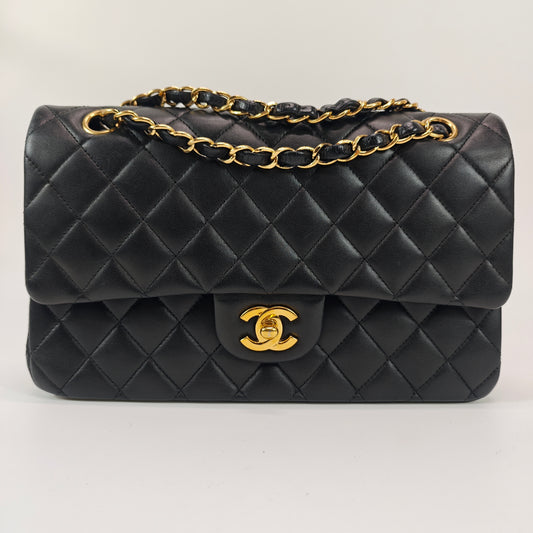 Chanel Classic Medium serie 15