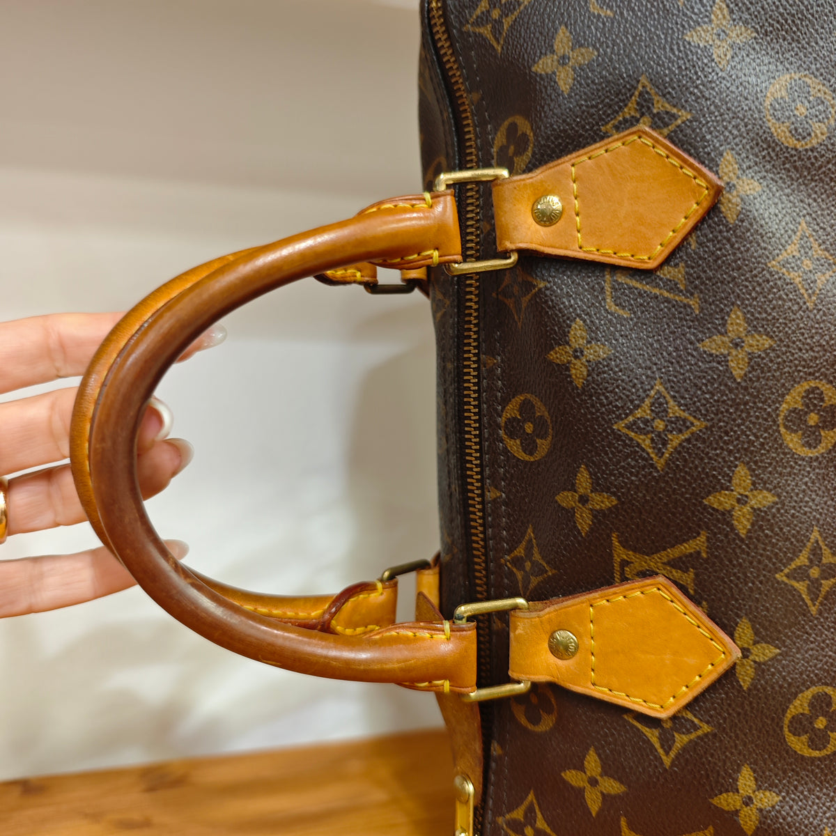 Louis Vuitton Speedy 30