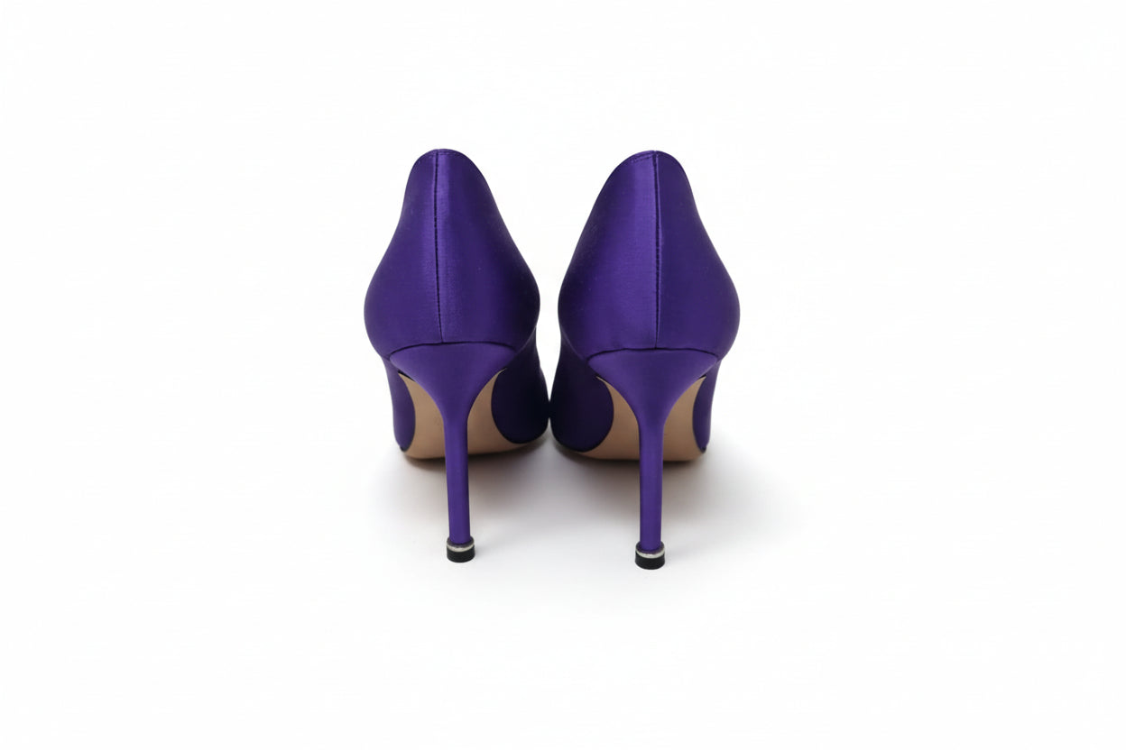 Manolo Blahnik Hangisi