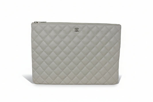 Chanel Maxi Pochette