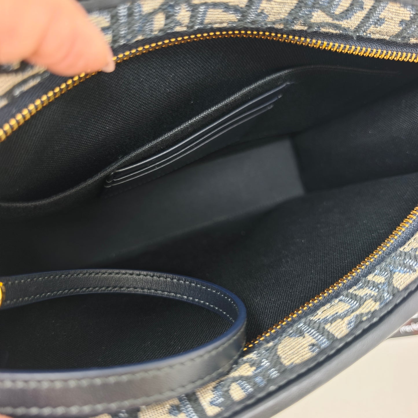 Dior Pochette Dea 30 Montaigne
