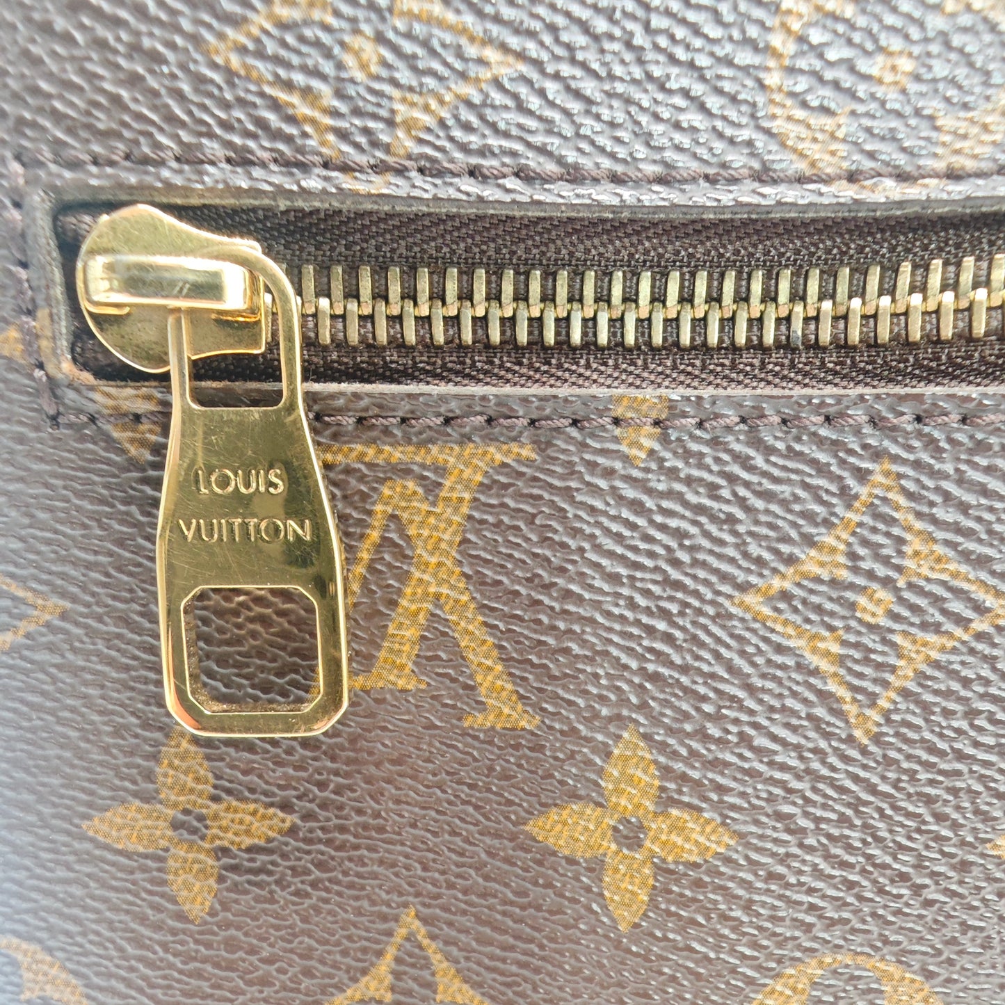 Louis Vuitton Metis Monogram