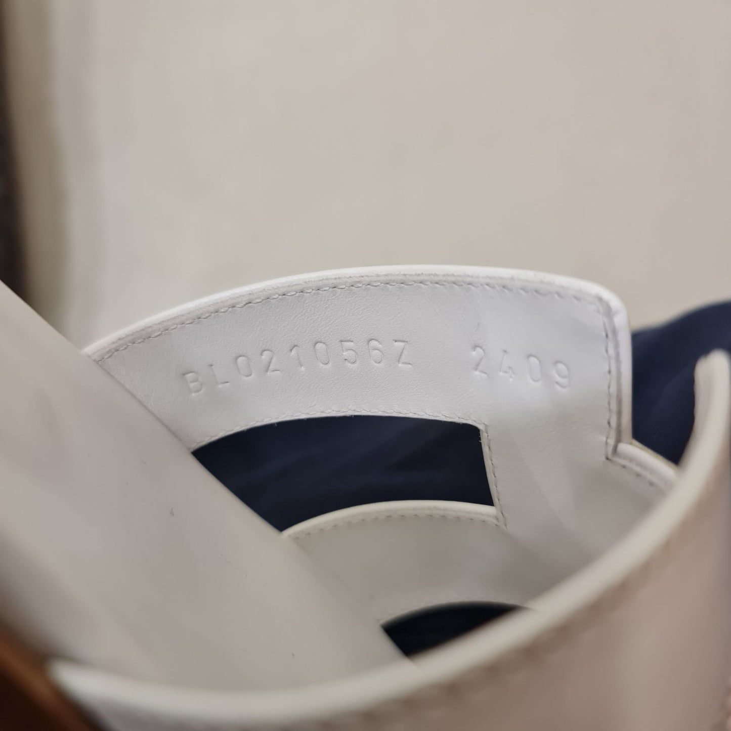 Hermes Oran 36.5 White