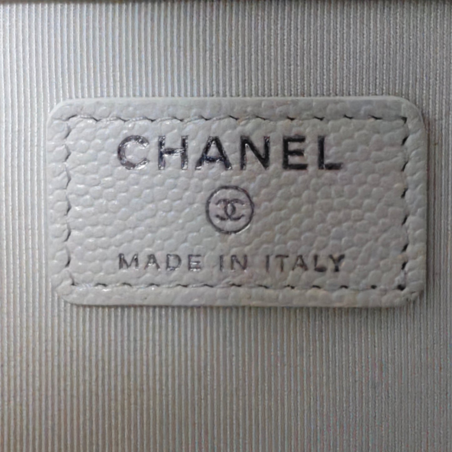 Chanel Maxi Pochette