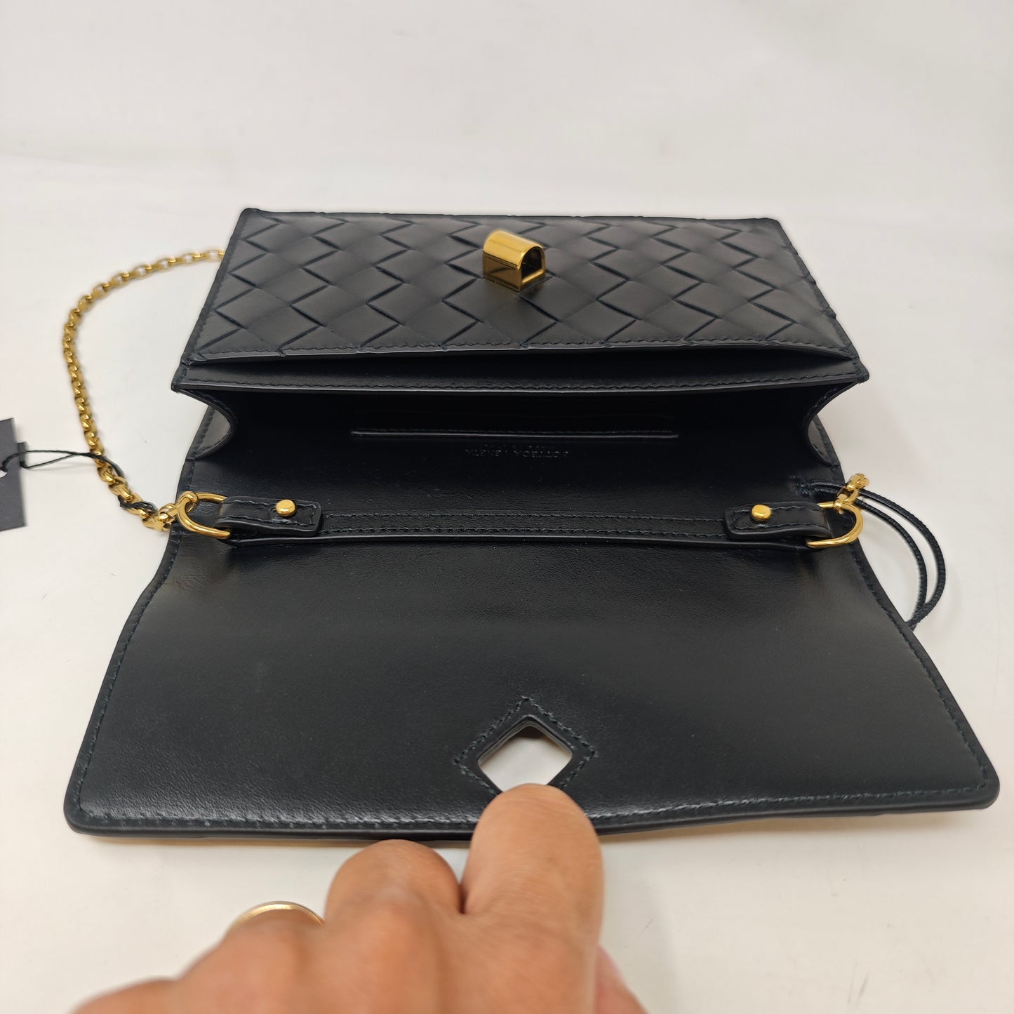 Bottega Veneta Andiamo Clutch con Catema