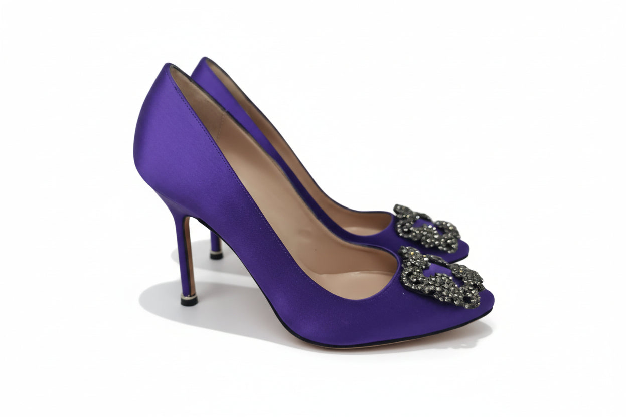 Manolo Blahnik Hangisi