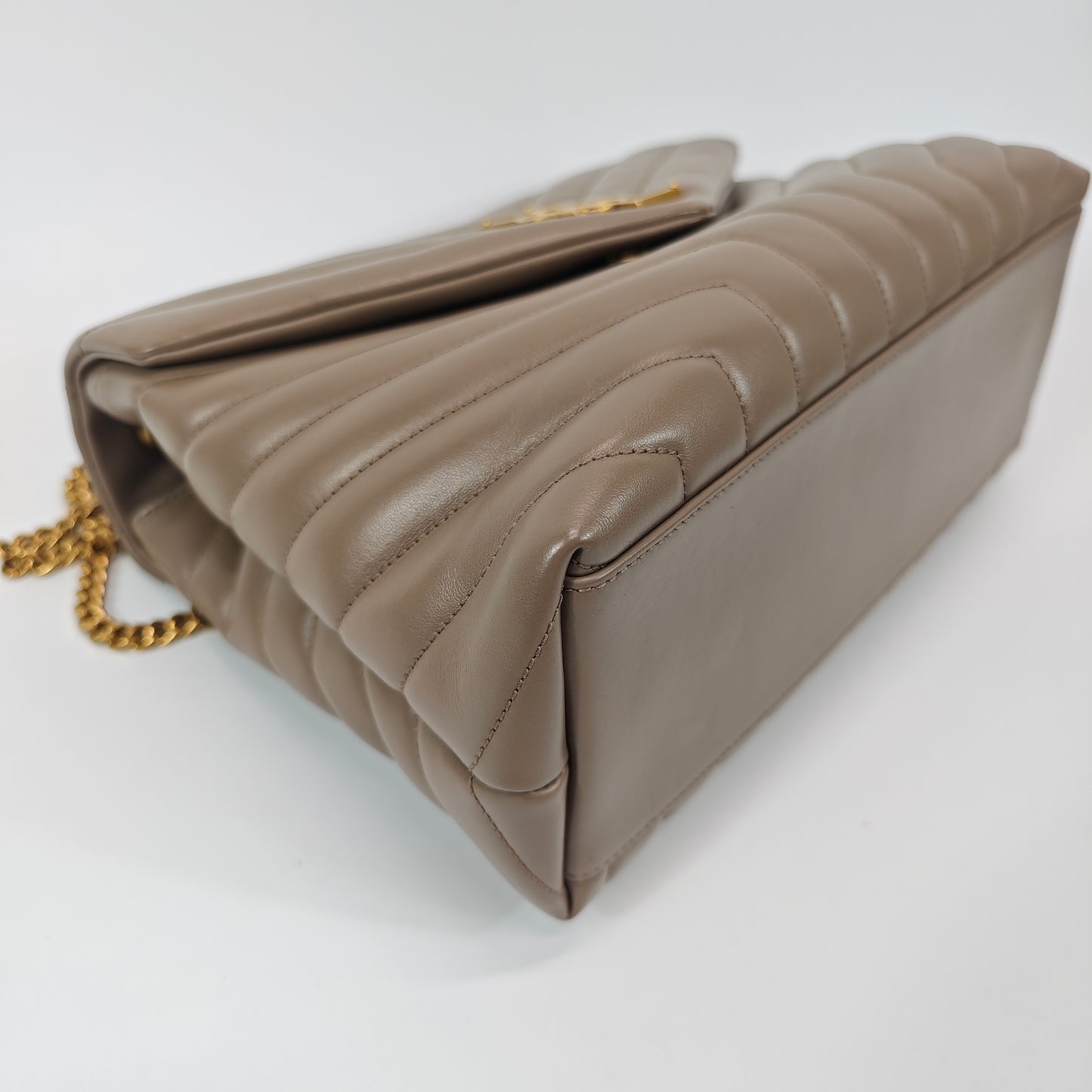 Saint Laurent Loulou Medium