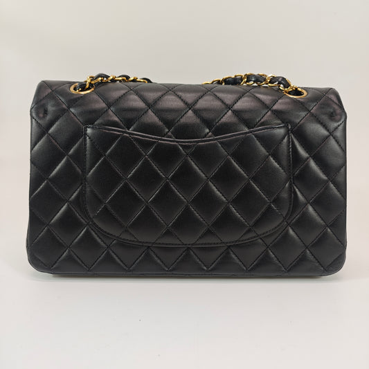 Chanel Classic Medium serie 15