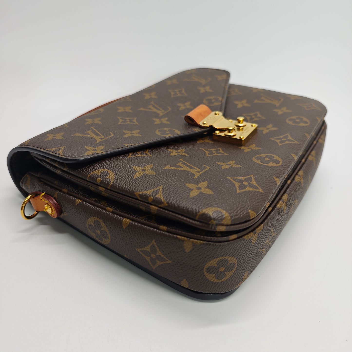 Louis Vuitton Metis