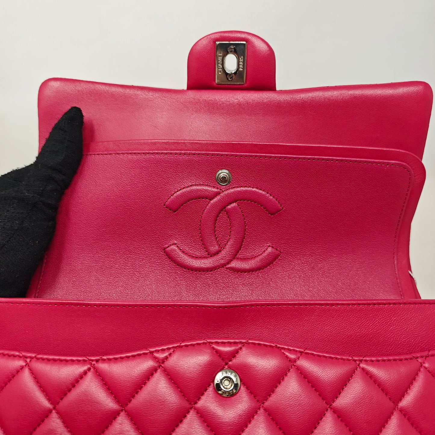 CHANEL CLASSIC MEDIUM LAMBSKIN DOUBLE FLAP